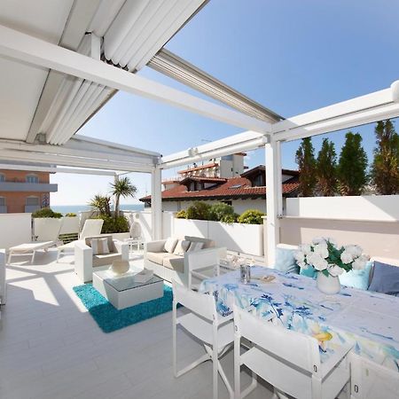 Magnifico Appartamento Dominique Jesolo Lido Carraro Immobiliare - Family Apartments エクステリア 写真