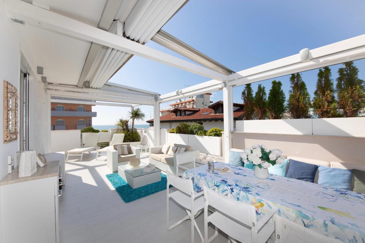 Magnifico Appartamento Dominique Jesolo Lido Carraro Immobiliare - Family Apartments エクステリア 写真