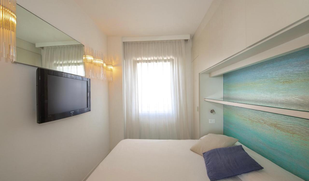 Magnifico Appartamento Dominique Jesolo Lido Carraro Immobiliare - Family Apartments エクステリア 写真